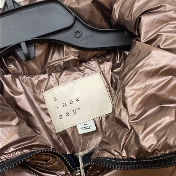 Bomber jacket - Picture 3 of 3